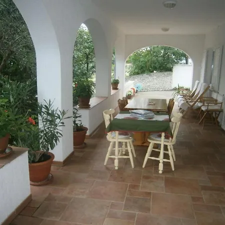 Mimica Clasic 2 Pax With Sea View Novi Vinodolski